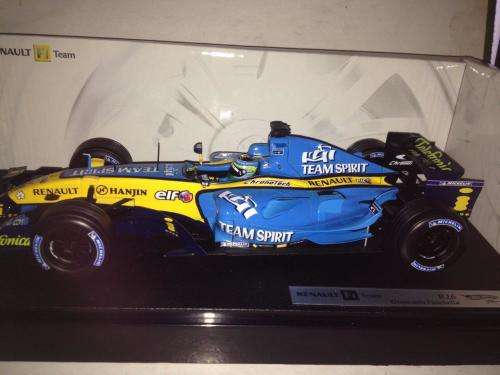 Hotwheels - Renault F1 Team R26 Giancarlo Fisichella 1:18 Scale