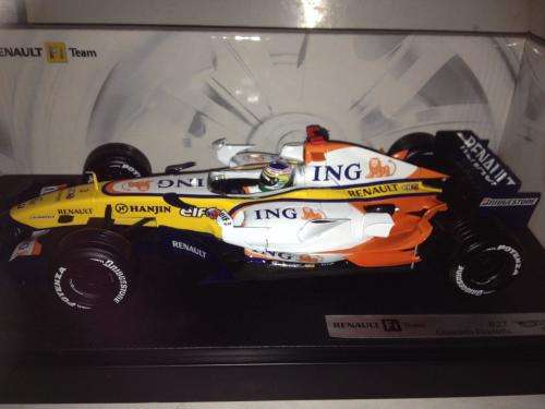 Hotwheels - Renault F1 Team R27 Giancarlo Fisichella 1:18 Scale