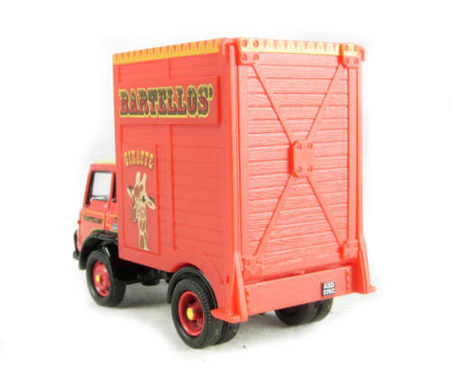 Hornby R7040 "Bartellos' Big Top Circus" Giraffe Box - 1:76 00 Scale