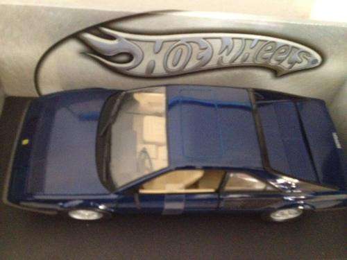 Hotwheels - Ferrari Mondial 8 1:18 Scale