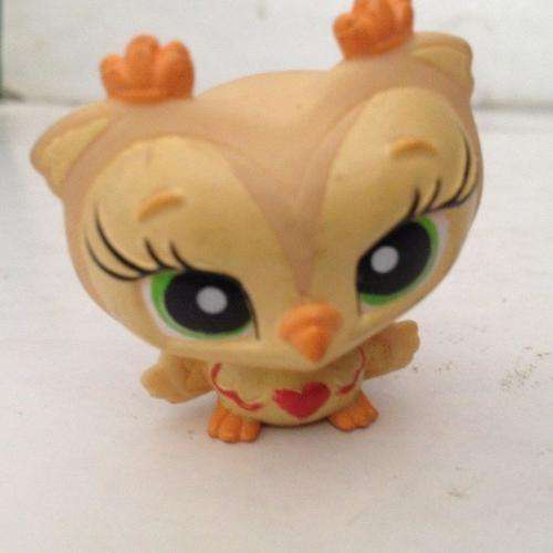 Littlest Pet Shop LPS Character No 8 +-5.cm