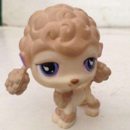 Littlest Pet Shop LPS Character No 9 +-5.cm
