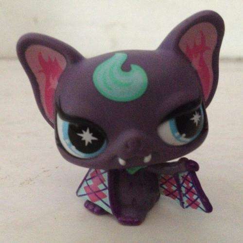 Littlest Pet Shop LPS Character No 26 +-5.cm