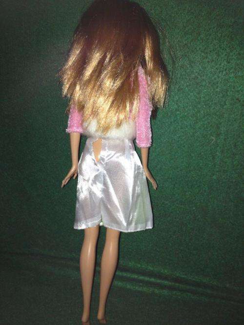 Barbie Mattel Doll 2011