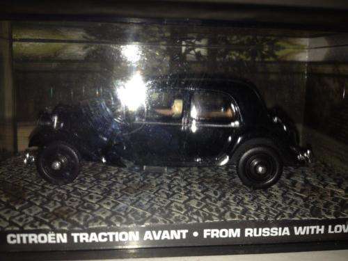 Citroen Traction Avant - From Russia With Love - James Bond Car Collection no40 1:43 Scale Die Cast