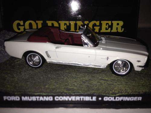Ford Mustang Convertible - Goldfinger - James Bond Car Collection no35 1:43 Scale Die Cast