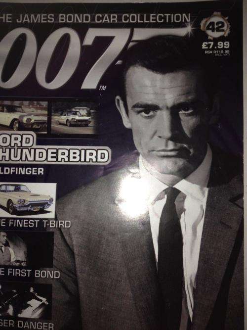 Ford Thunderbird - Goldfinger - James Bond Car Collection no42 1:43 Scale Die Cast