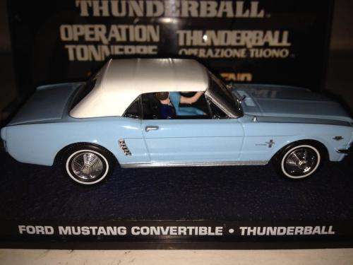 Ford Mustang Convertible - Thunderball - James Bond Car Collection no30 1:43 Scale Die Cast