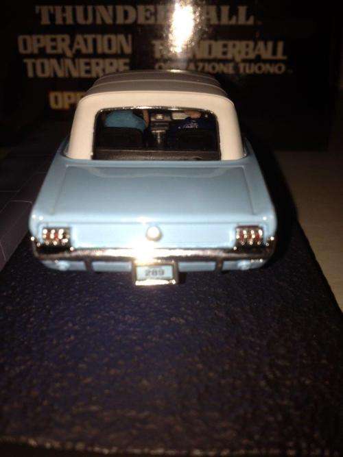 Ford Mustang Convertible - Thunderball - James Bond Car Collection no30 1:43 Scale Die Cast