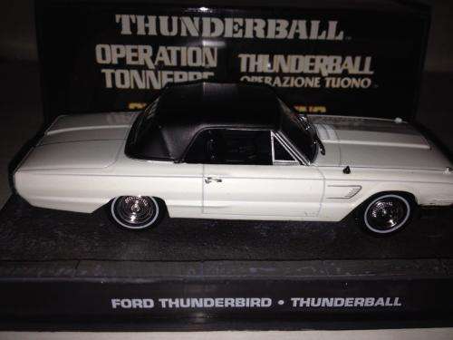 Ford Thunderbird - Thunderball - James Bond Car Collection no111 1:43 Scale Die Cast