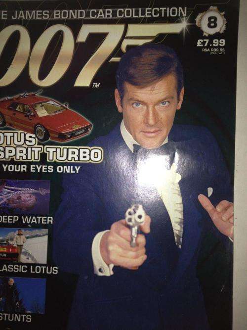 Lotus Espirit Turbo - For Your Eyes Only - James Bond Car Collection no8 1:43 Scale Die Cast