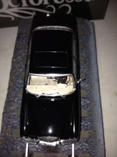Mercedes-Benz 250SE - Octopussy - James Bond Car Collection no23 1:43 Scale Die Cast
