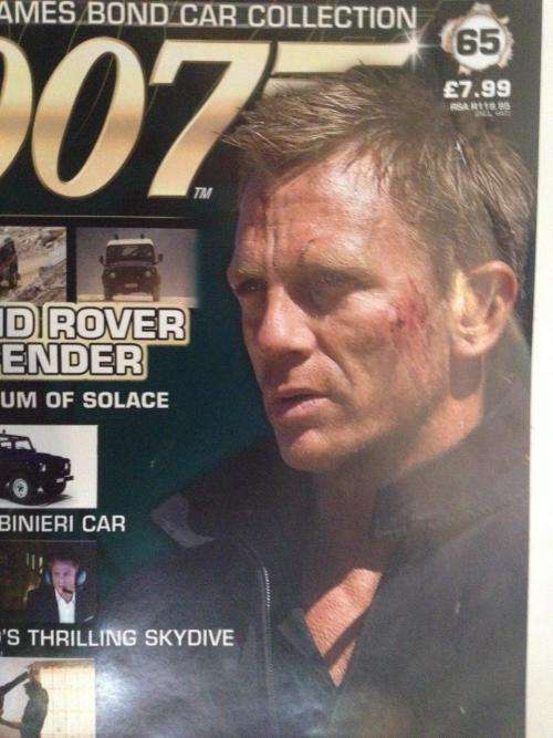 Land Rover Defender - Quantum Of Solace - James Bond Car Collection no65 1:43 Scale Die Cast