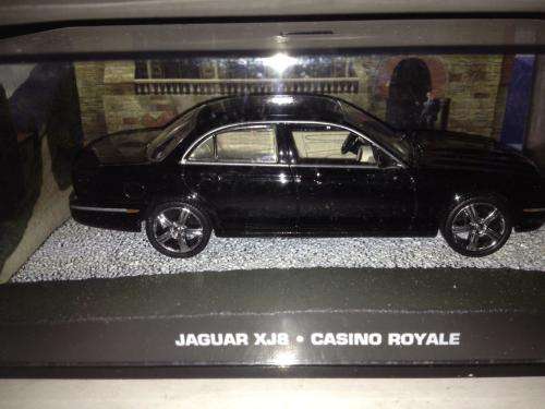 Jaguar XJ8 - Casino Royale - James Bond Car Collection no41 1:43 Scale Die Cast