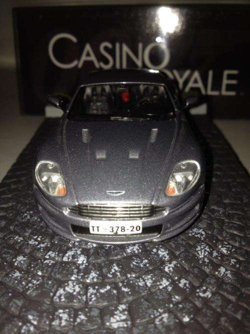 Aston Martin DBS - Casino Royale - James Bond Car Collection no20 1:43 Scale Die Cast