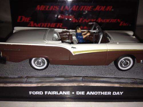 Ford Fairlane - Die Another Day - James Bond Car Collection no47 1:43 Scale Die Cast
