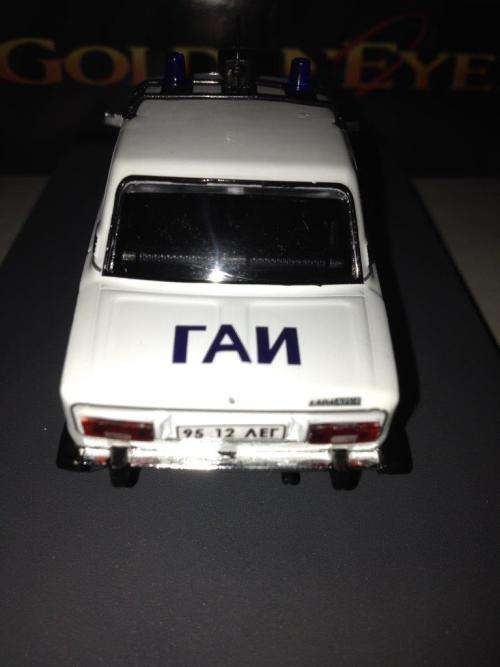 VAZ-2106 - Goldeneye - James Bond Car Collection no113 1:43 Scale Die Cast
