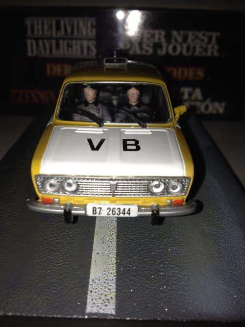 Lada 1500 - The Living Daylights - James Bond Car Collection no26  1:43 Scale Die Cast