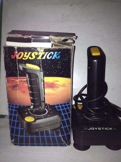 Vintage Joystick Boxed - Made in Taiwan - For Commodor Retro Gaming - See pics for usage - Like new