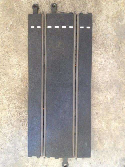 Scalextric Classic Track 1 x Start / Finish Straight PT/60 - 1:32 Scale