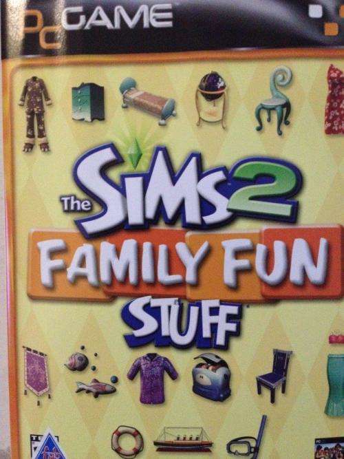 Pc - The Sims 2 - Family Fun Stuff  - PC Game -