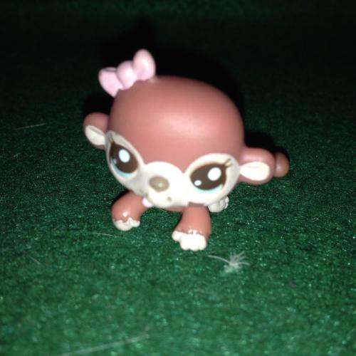 Littlest Pet Shop LPS Character No 3 +-3.cm
