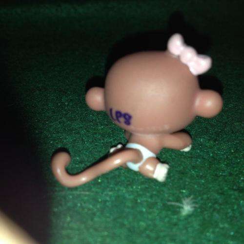 Littlest Pet Shop LPS Character No 3 +-3.cm