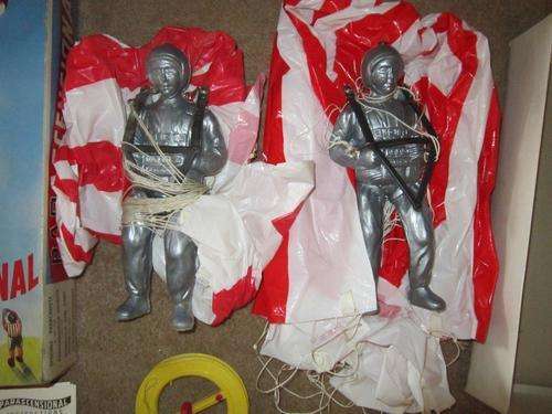 Vintage Parascensional - Made in Italy - With additional man - Very Rare