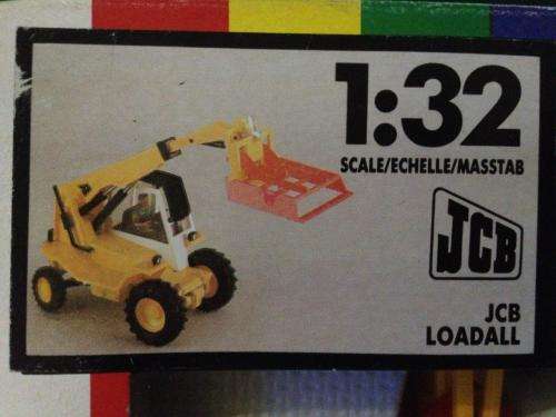 Britains - JCB Loadall  - 1:32 Scale Made in England