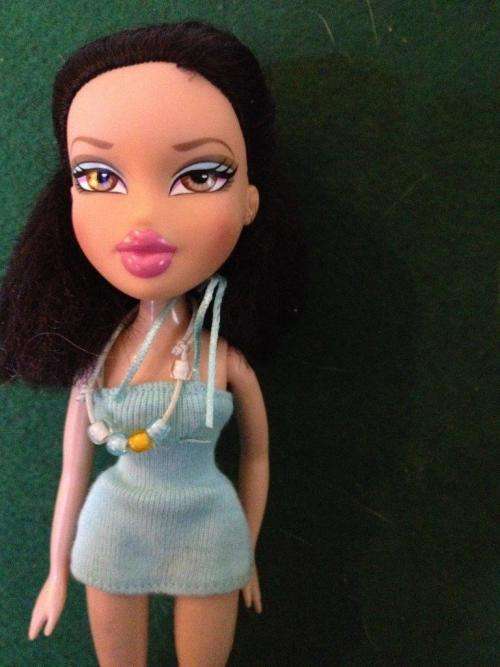 M.G.A Bratz Doll 2001