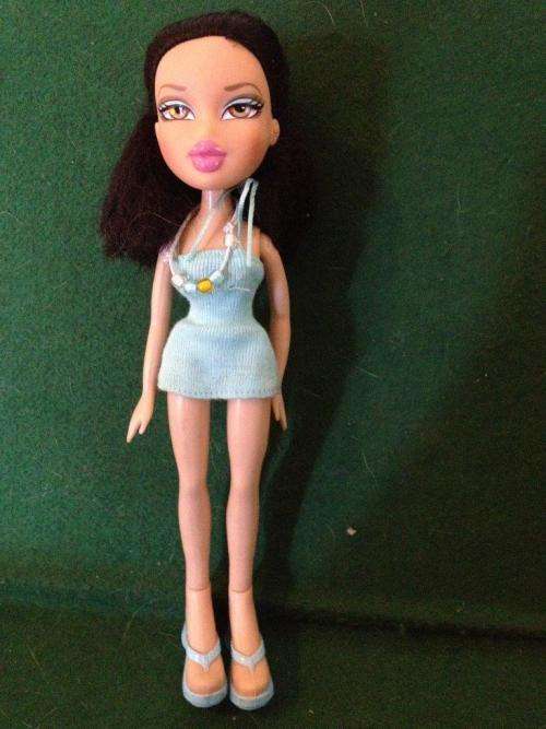 M.G.A Bratz Doll 2001
