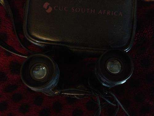 Synta Compact Binoculars 8x21 366FT /1000YDS 122M / 1000M c/w carry case