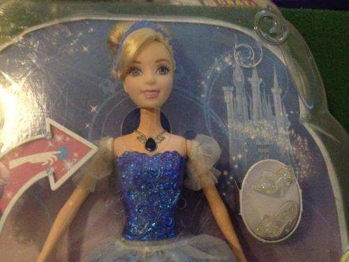 Disney Princess Cinderella Swirling Lights Doll -  Mattel (new) same size as barbie