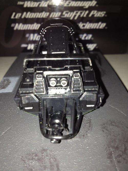 Q Boat  - World is not enough - James Bond Car Collection 1:43 Scale Die Cast