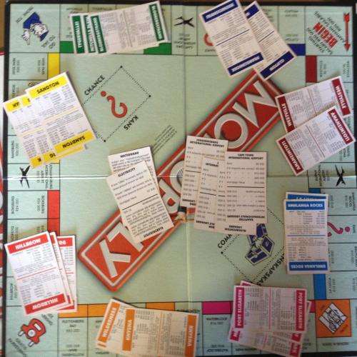 Monopoly - Waddingtons - Newer version (Sandton Soweto etc)