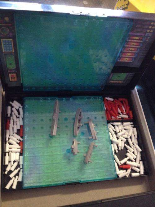 Battleship - The Classic Naval Combat Game - Milton Bradley Made in USA