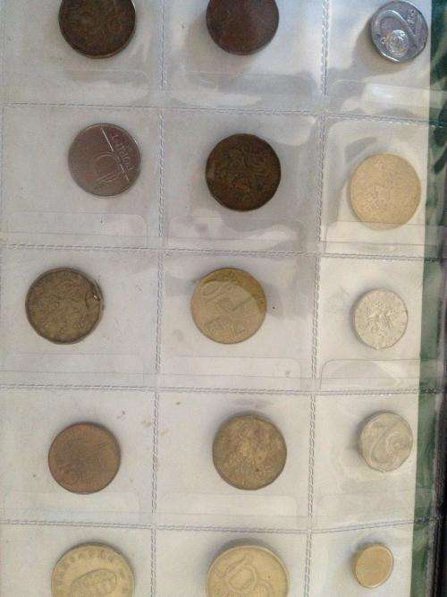 2 Coin Albums + 200 coins - see pics