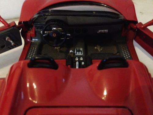 Bburago -  Ferrari F50 - Made In Italy 1:18 Scale