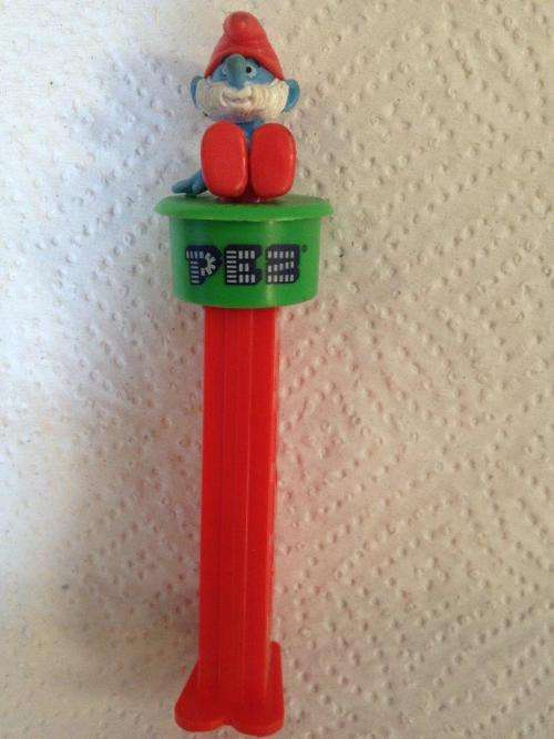 PEZ - Pappa Smurf - The Smurfs - Pez Dispenser