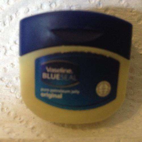 Checkers LITTLE SHOP 1 Vaseline Blue Seal