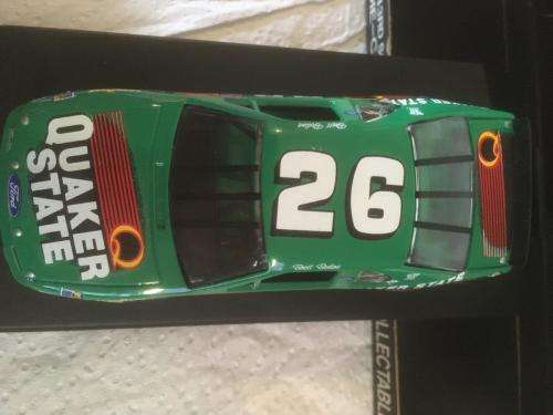 Quartzo - Ford Thunderbird Quaker State Nascar - Brett Bodine 1:43 Scale