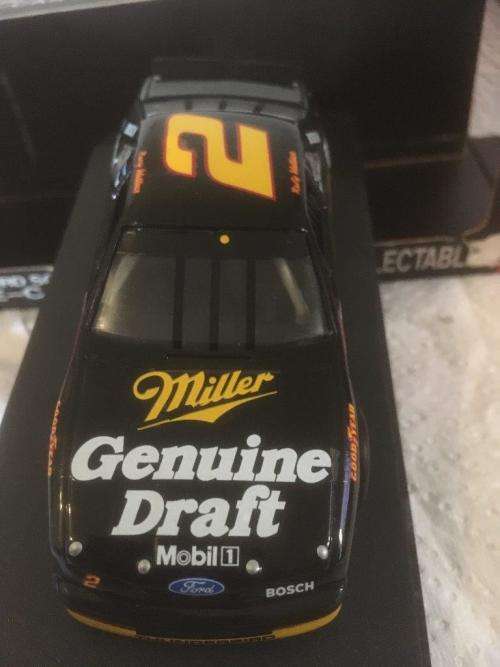 Quartzo - Ford Thunderbird Miller Nascar - Rusty Wallace 1:43 Scale