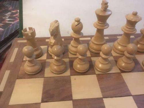 Ulbrich Wooden Chess set, carry case and fold away wooden board