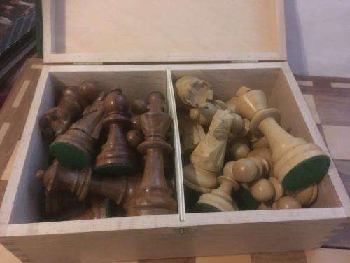 Ulbrich Wooden Chess set, carry case and fold away wooden board