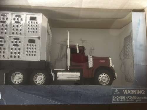 Newray - Peterbilt 379 Livestock Truck - 1:32 Scale