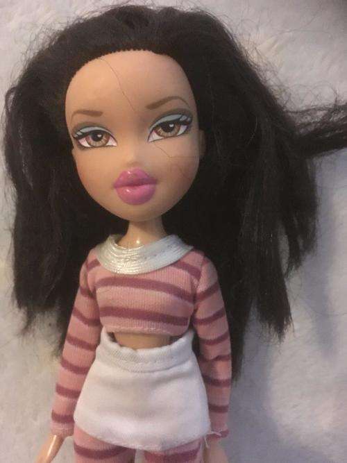 M.G.A Bratz Doll 2001