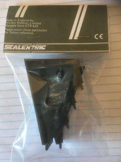 Scalextric Trackl Supports (2 in a Pack) 1:32 Scale (NOS)
