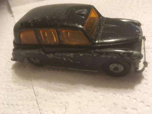 Lone Star London Taxi 1:50 Scale Made in England