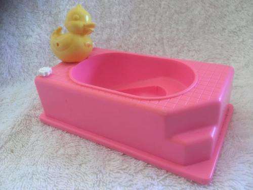 Barbie Small Bath - Mattel 1995 Fischer Price