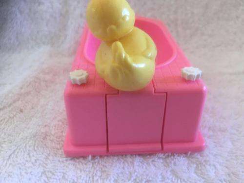 Barbie Small Bath - Mattel 1995 Fischer Price